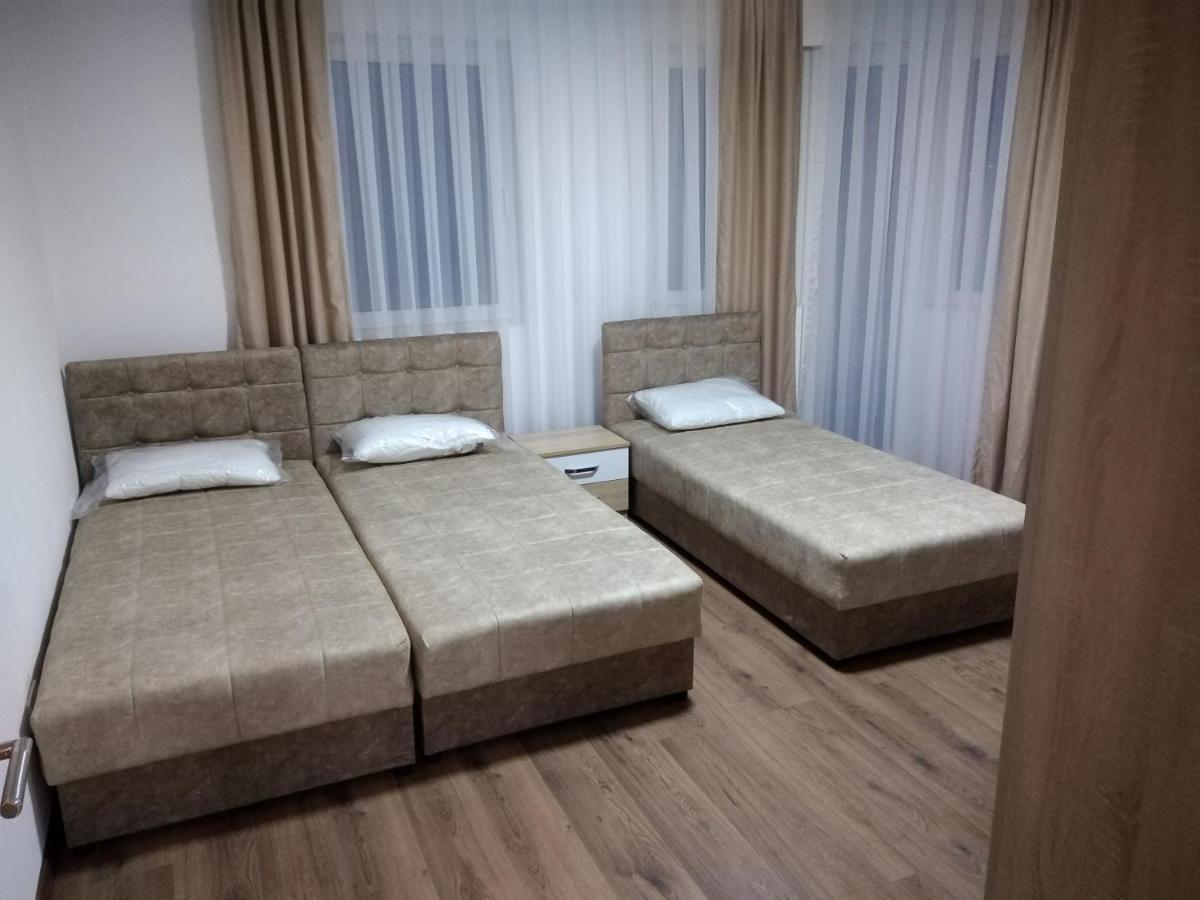 مبيت وإفطار سينيتشا Vila Centar Mb المظهر الخارجي الصورة